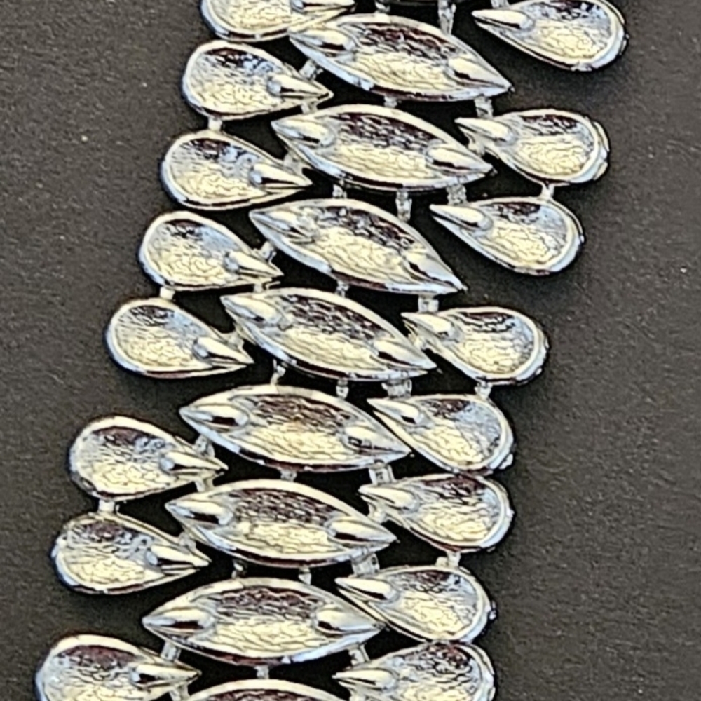 Polished Silver Fish-Link Statement Bracelet - image 1